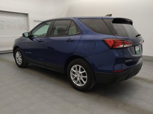 Used 2022 Chevrolet Equinox LS w/ LS Convenience Package image 3