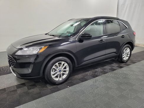 Used 2020 Ford Escape SE AWD/4WD image 2