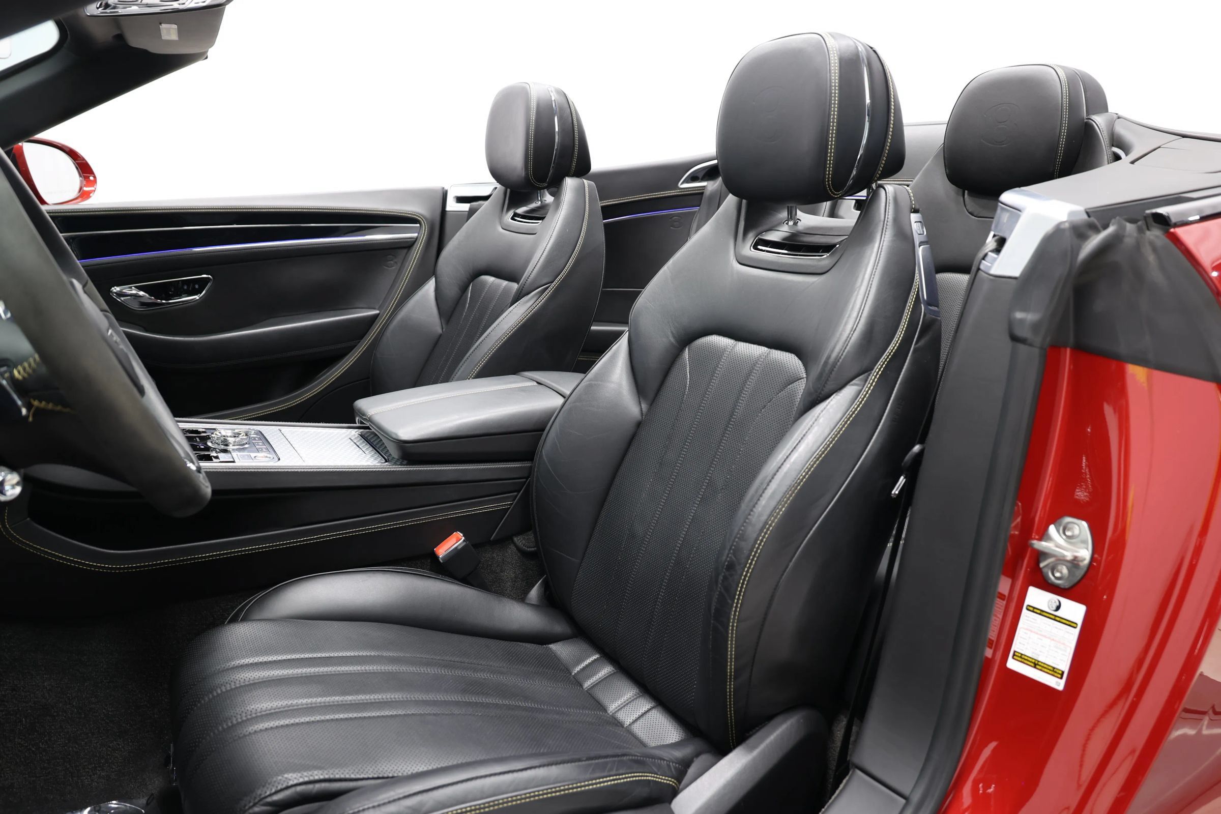 Used 2020 Bentley Continental GT w/ Number 1 Edition by Mulliner AWD/4WD image 3