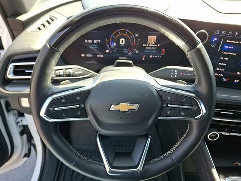 Used 2024 Chevrolet Traverse LT w/ Enhanced Driving Package AWD/4WD image 20