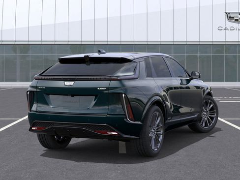 New 2026 Cadillac Lyriq V image 4