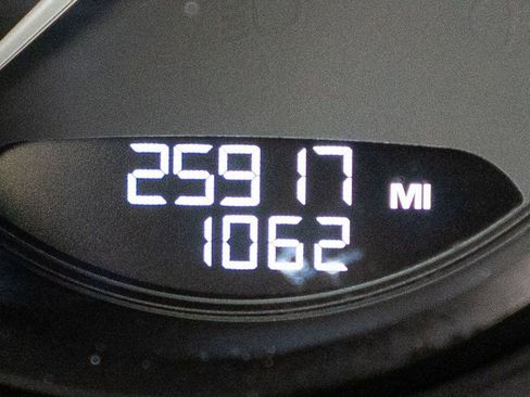 Used 2022 Porsche Macan image 31