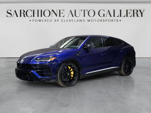 Used 2019 Lamborghini Urus AWD/4WD image 23