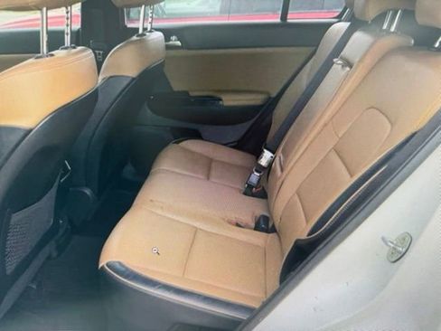 Used 2021 Kia Sportage SX image 4