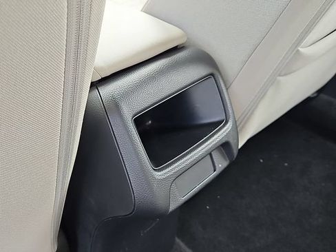 Certified 2024 Honda HR-V LX image 11
