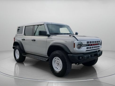 New 2026 Ford Bronco Heritage Edition AWD/4WD image 2