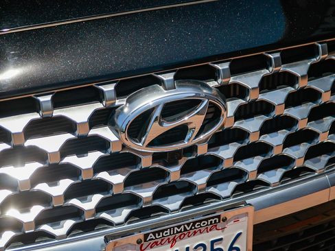 Used 2022 Hyundai Santa Fe Limited AWD/4WD image 11