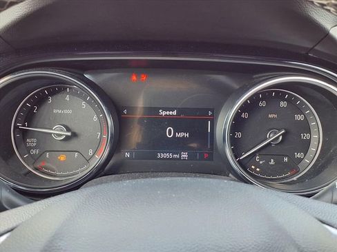 Used 2022 Buick Encore GX Select image 16