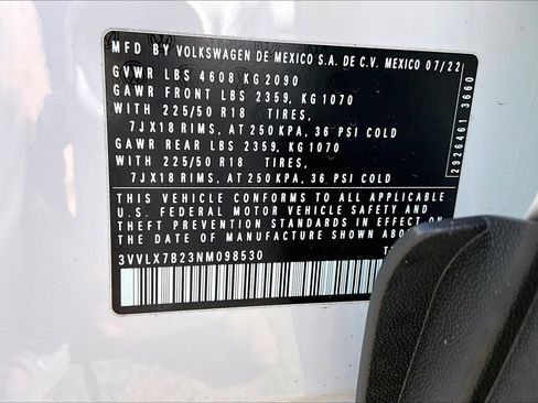 Used 2022 Volkswagen Taos SE w/ Panoramic Sunroof Package image 30