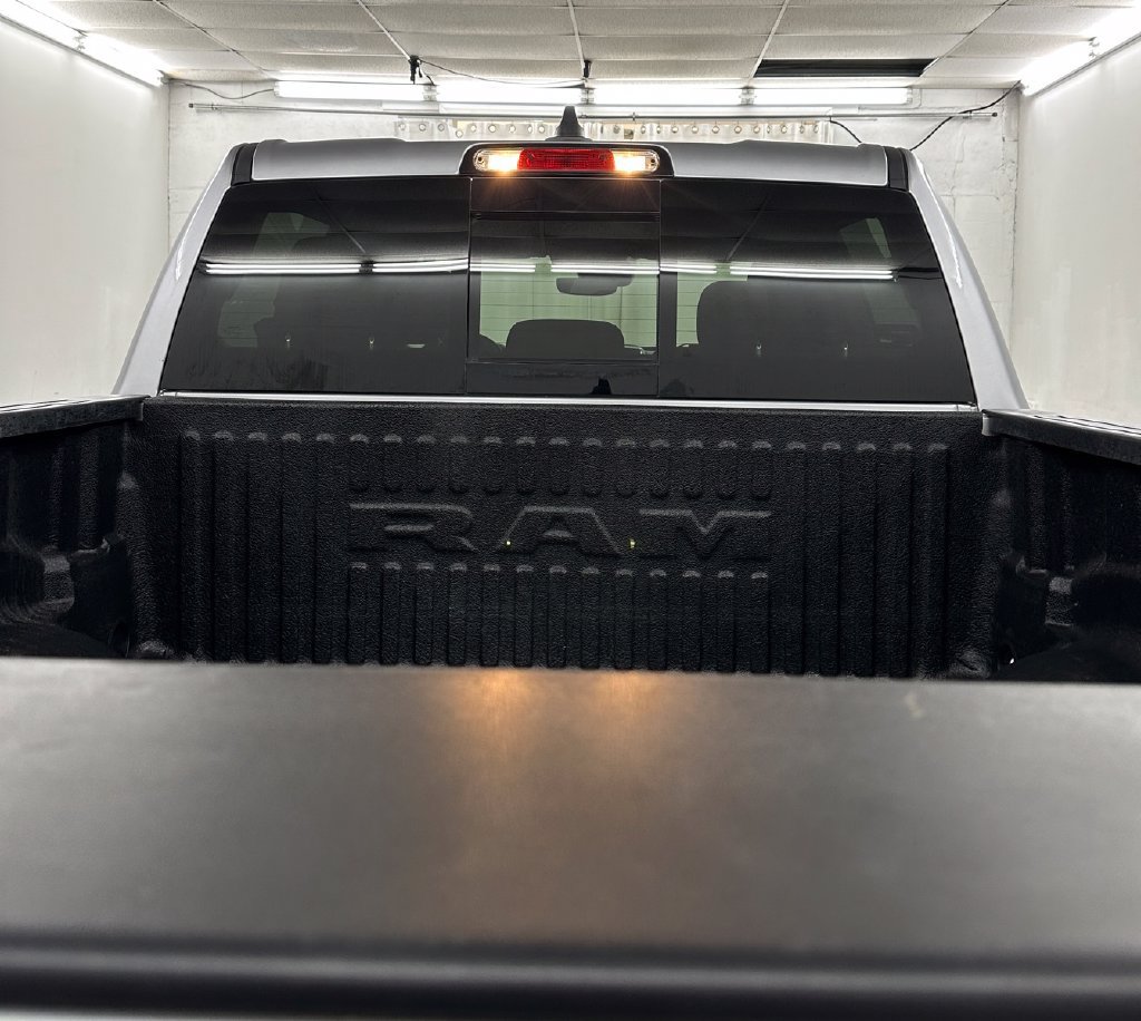 Used 2025 RAM 1500 Big Horn AWD/4WD image 28