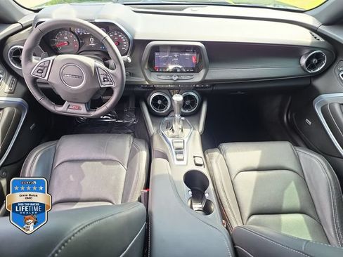 Certified 2019 Chevrolet Camaro SS RWD image 9