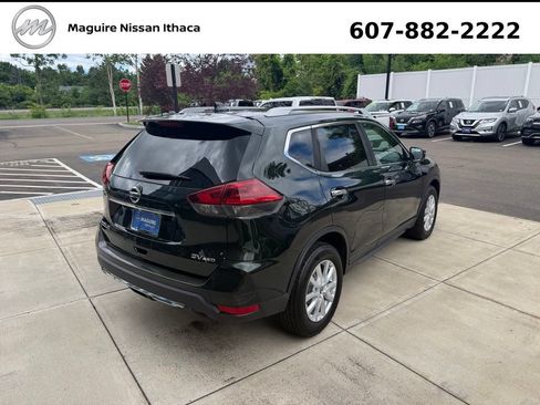 Used 2018 Nissan Rogue SV AWD/4WD image 5