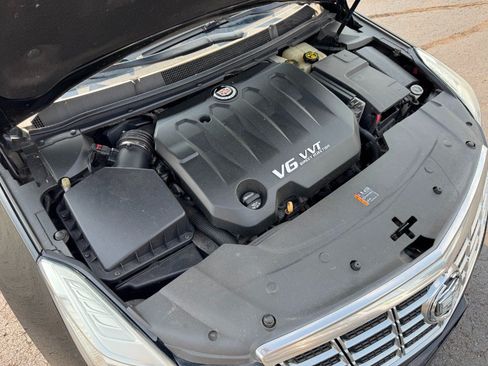 Used 2013 Cadillac XTS Luxury FWD image 24