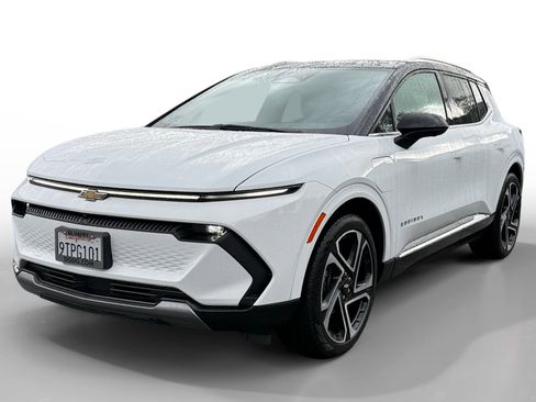 Used 2025 Chevrolet Equinox EV LT w/ Convenience Package II image 6