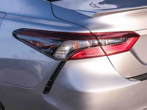 Used 2023 Toyota Camry SE w/ Protection Package (Q2) (TMS) FWD image 7