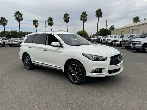 Used 2018 INFINITI QX60 Luxe w/ Deluxe Technology Package AWD/4WD image 12