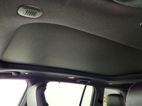 Used 2023 Jeep Grand Cherokee Overland w/ Adv Protech Group III image 10