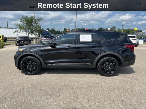 Used 2024 Ford Explorer ST-Line w/ Class IV Trailer Tow Package AWD/4WD image 2
