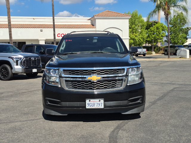 Used 2017 Chevrolet Suburban LT RWD image 2