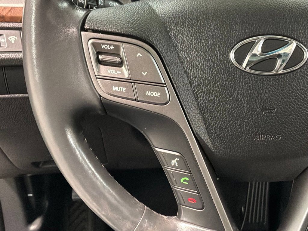 Used 2018 Hyundai Santa Fe Sport w/ 2.4L Tech Package 04 AWD/4WD image 9