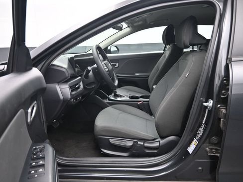 Used 2025 Kia K4 FWD image 22