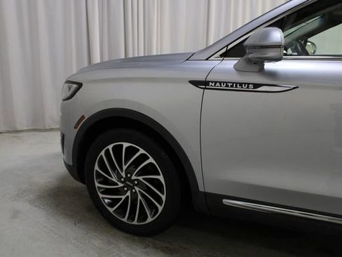 Used 2020 Lincoln Nautilus Reserve w/ Equipment Group 201A image 30