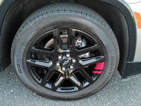 Used 2023 Chevrolet Traverse Premier w/ Redline Edition AWD/4WD image 33