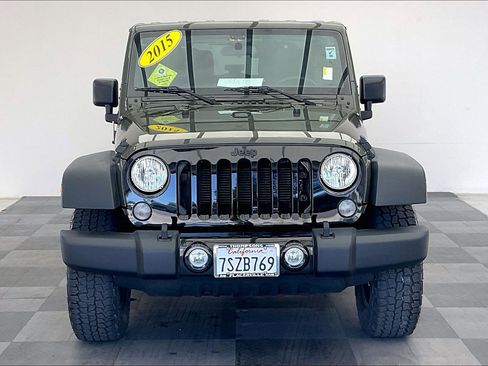 Used 2015 Jeep Wrangler Sport AWD/4WD image 2