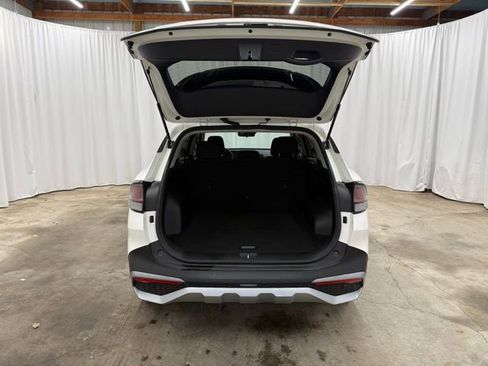 Used 2024 Kia Sportage LX image 22