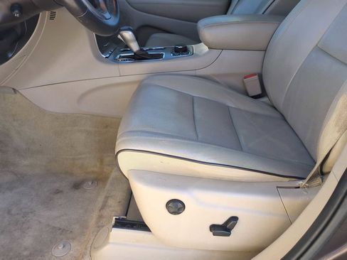 Used 2019 Jeep Grand Cherokee Overland image 20