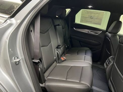 New 2026 Cadillac XT5 Luxury w/ LPO, Floor Liner Package image 18
