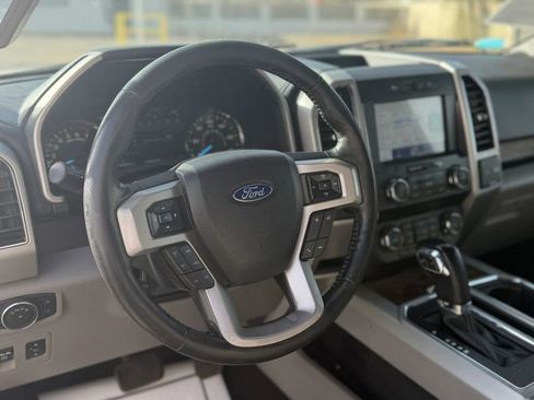 Used 2019 Ford F150 Lariat image 8