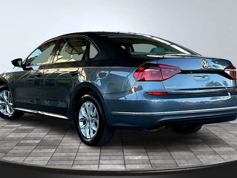 Used 2018 Volkswagen Passat 2.0T S w/ Driver Assistance Package image 4