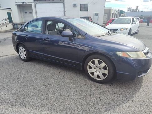 Used 2010 Honda Civic LX image 2