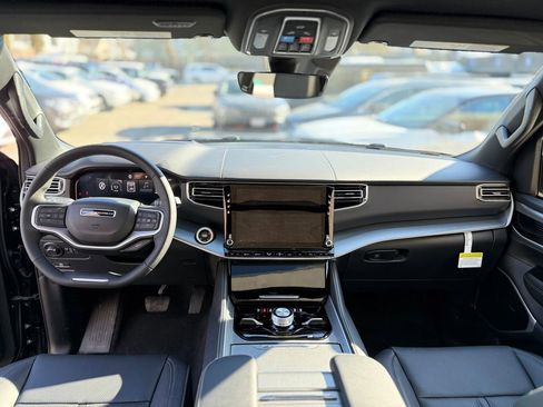 New 2026 Jeep Grand Wagoneer Limited image 7