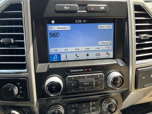Used 2016 Ford F150 Lariat w/ Equipment Group 502A Luxury AWD/4WD image 21