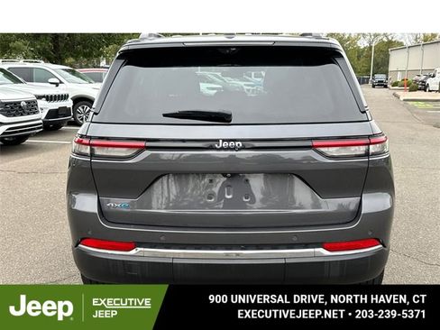 Used 2023 Jeep Grand Cherokee 4WD 4xe w/ Luxury Tech Group II image 3