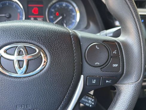 Used 2019 Toyota Corolla LE FWD image 21