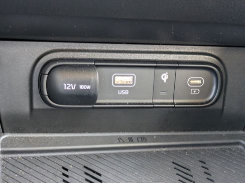 Used 2024 Kia Sportage EX FWD image 27