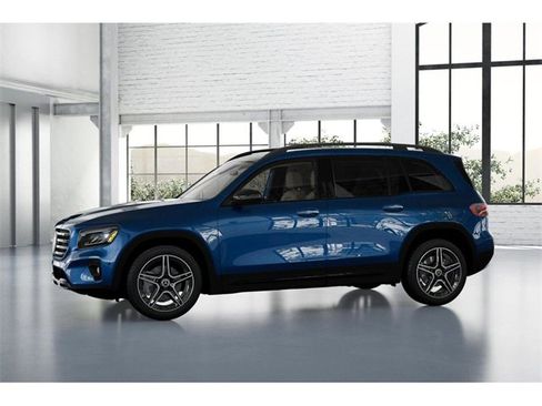 New 2026 Mercedes-Benz GLB 250 4MATIC image 36