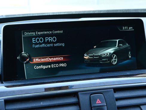 Used 2017 BMW 330i Sedan image 15