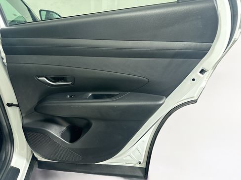 Used 2025 Hyundai Tucson SEL image 32