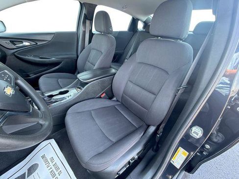 Used 2023 Chevrolet Malibu LT FWD image 13