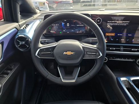 New 2026 Chevrolet Equinox EV LT image 20