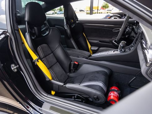Certified 2018 Porsche 911 GT3 RWD image 47