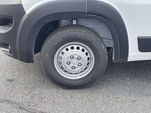 New 2026 RAM ProMaster 2500 w/ Convenience Group image 10