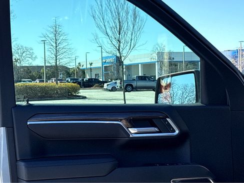 Used 2025 Chevrolet Silverado 1500 LT w/ Protection Package image 8