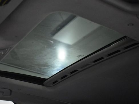 Used 2015 Audi A8 4.0T w/ Premium Package image 32