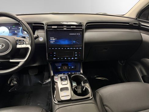 Used 2023 Hyundai Tucson Limited AWD/4WD image 11