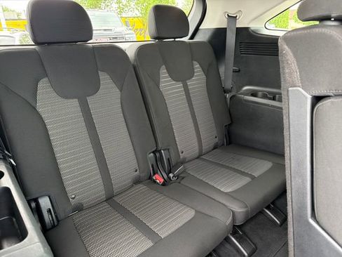 Used 2022 Kia Sorento LX AWD/4WD image 23